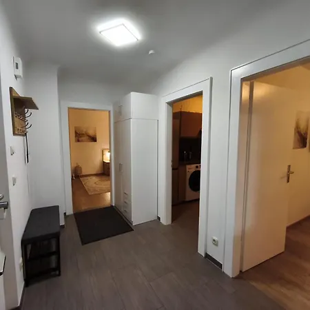 Falk Homes- Luxus City Apartment, Ideal Fuer Geschaeftsreisende & Familien - Nahe Messe, Mit Balkon, Arbeitsplatz & Parkplatz Im Zentrum Nuernbergs, Self Check-In Exterior photo