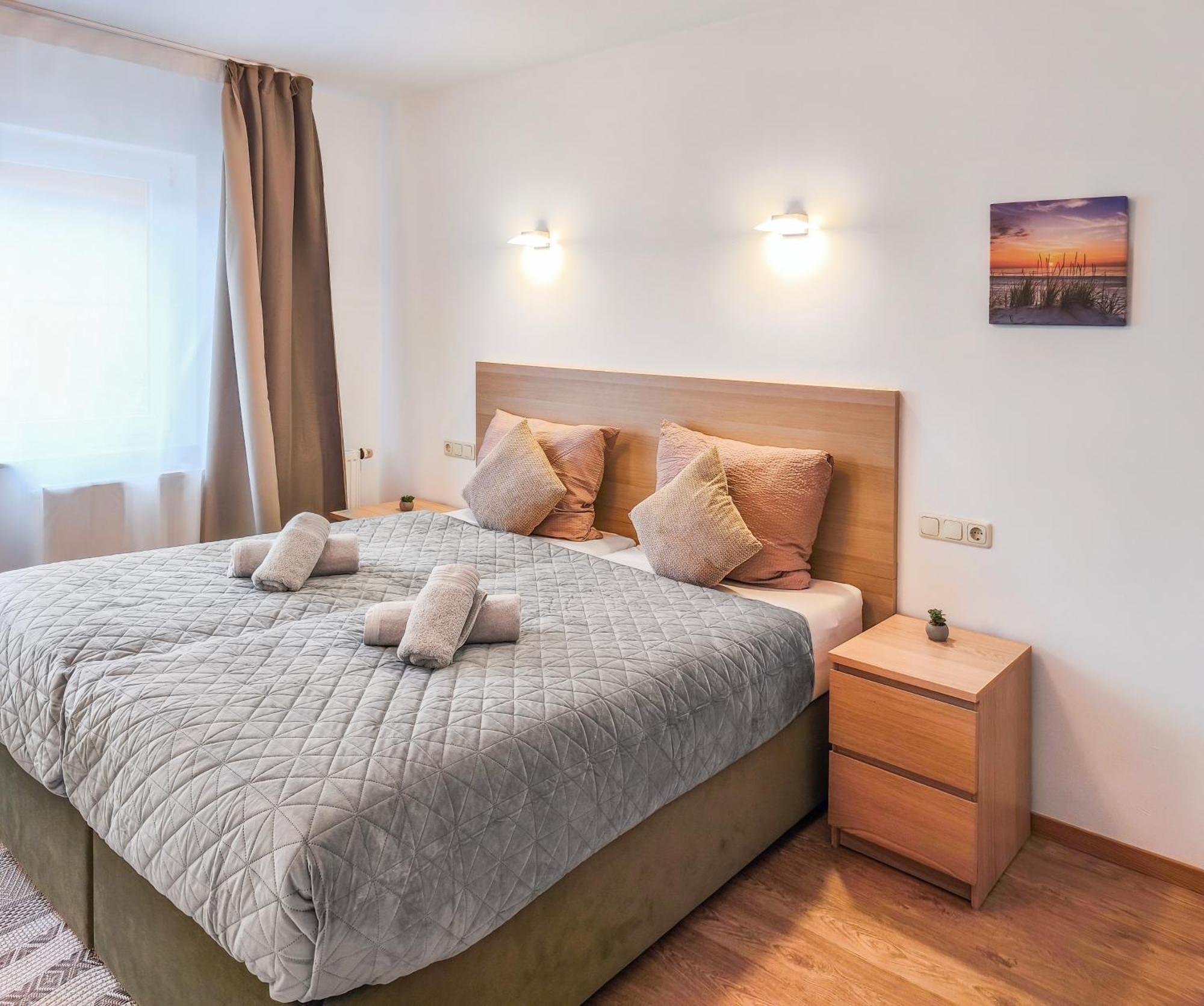 Apartment Falk Homes- Luxus Apartment, Ideal Fuer Geschaeftsreisende & Familien - Nahe Messe, Mit Balkon, Arbeitsplatz & Parkplatz Im Zentrum Nuernbergs, Self Check-in *